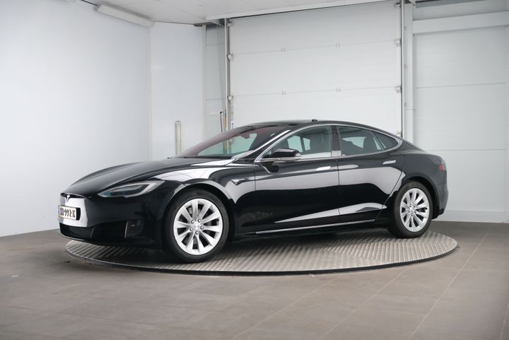 TESLA MODEL S 2017 5yjsa7e18hf180633