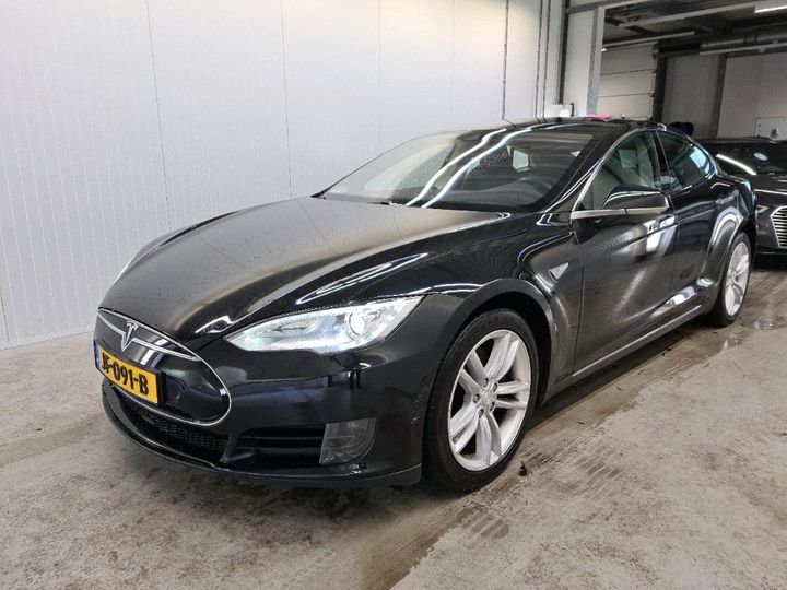 TESLA S 2016 5yjsa7e19gf123100