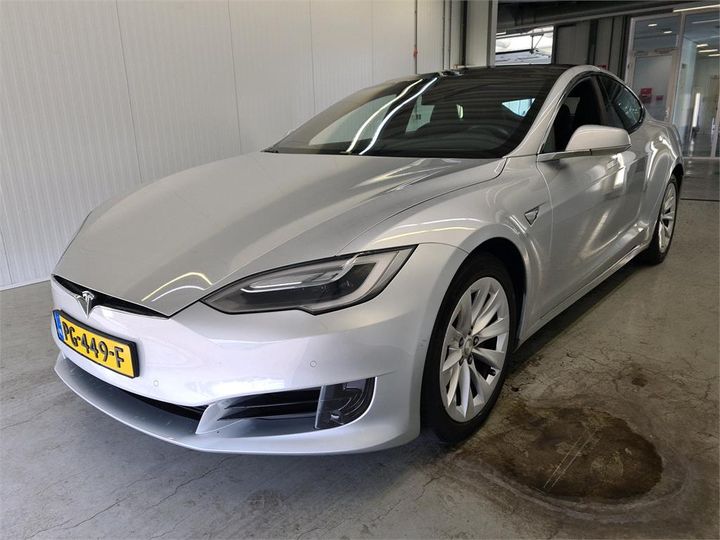 TESLA S 2017 5yjsa7e19hf195979