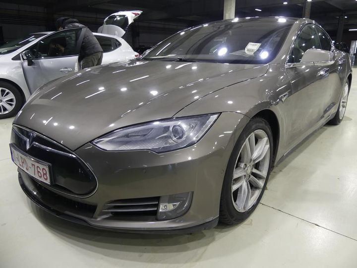 TESLA S 2015 5yjsa7e20ff102143