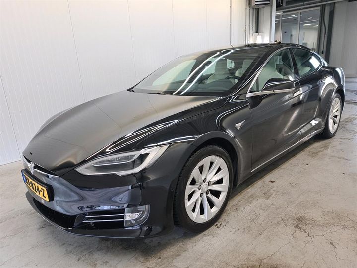 TESLA S 2018 5yjsa7e20jf235218