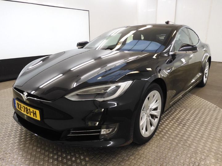 TESLA MODEL S 2018 5yjsa7e20jf235266