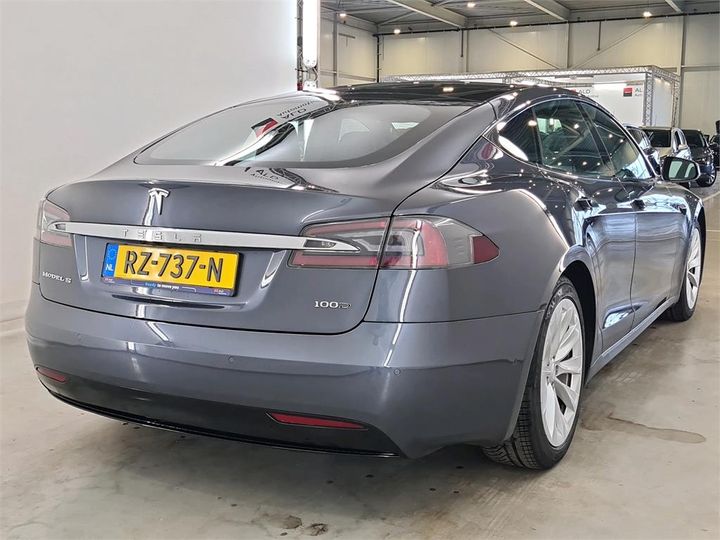 TESLA MODEL S 2018 5yjsa7e20jf237745