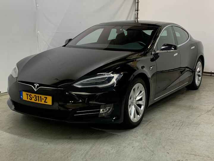 TESLA MODEL S 2018 5yjsa7e20jf266209