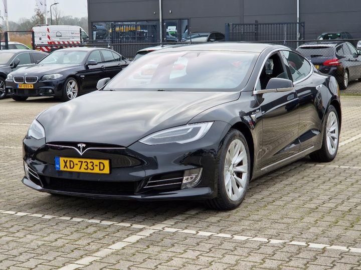 TESLA MODEL 2018 5yjsa7e20jf282541