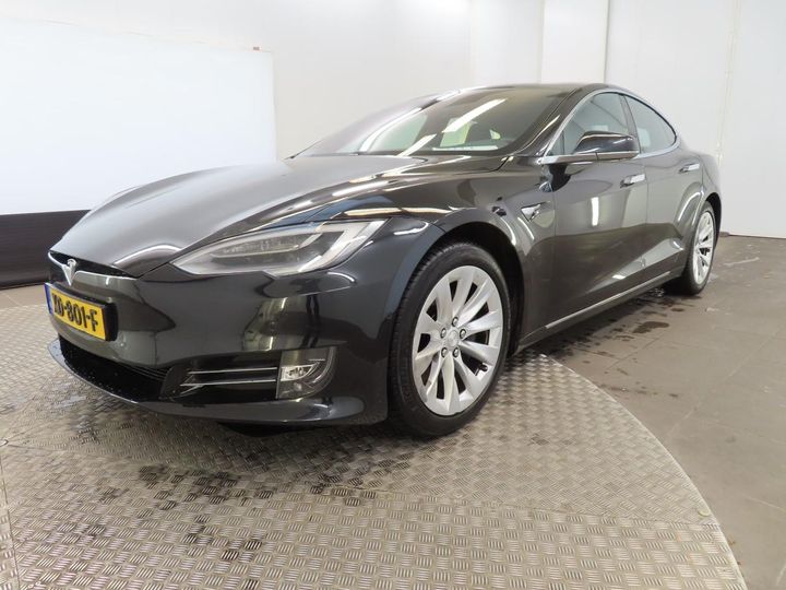 TESLA MODEL S 2018 5yjsa7e20jf284984