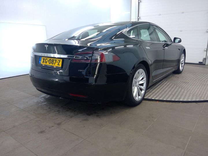 TESLA MODEL S 2018 5yjsa7e20jf288372