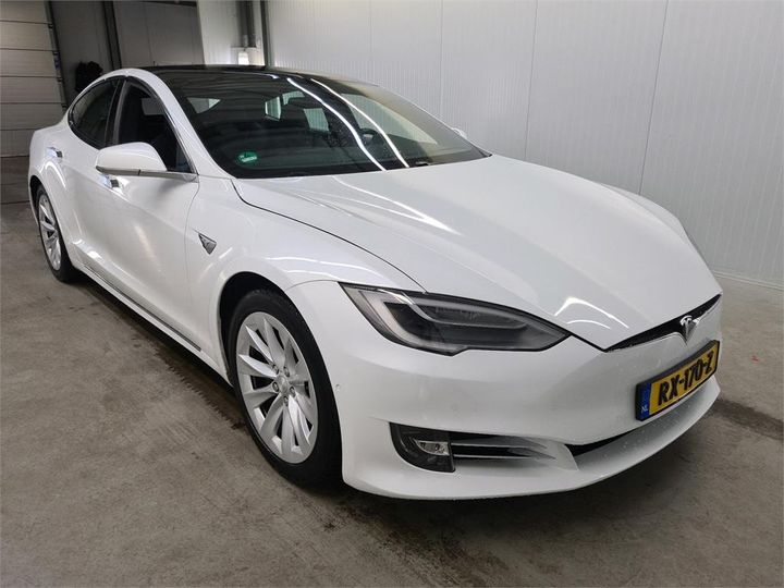 TESLA S 2018 5yjsa7e21jf235843