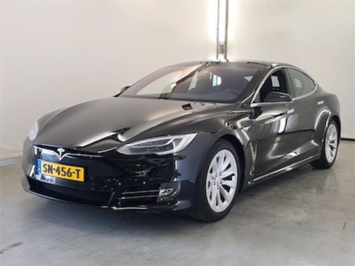 TESLA S 2018 5yjsa7e21jf250004