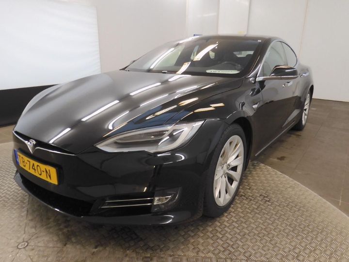 TESLA MODEL S 2018 5yjsa7e21jf250813