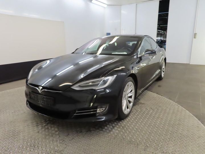 TESLA MODEL S 2018 5yjsa7e21jf251038