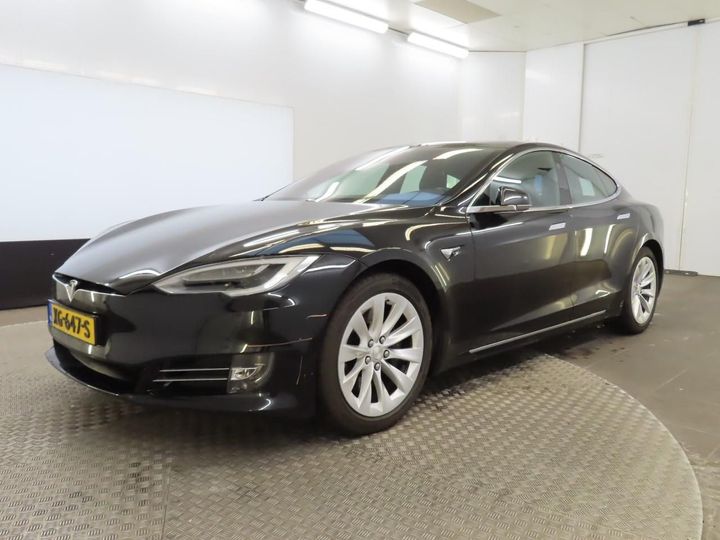 TESLA MODEL S 2018 5yjsa7e21jf287411