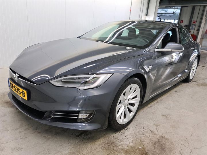 TESLA S 2018 5yjsa7e22jf235835