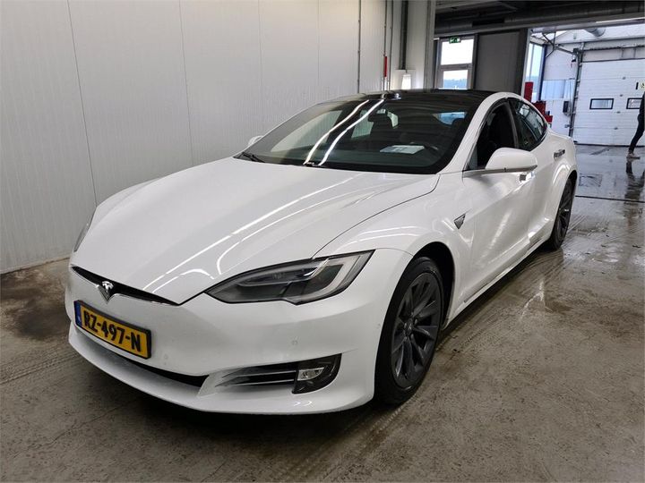 TESLA S 2018 5yjsa7e22jf236421