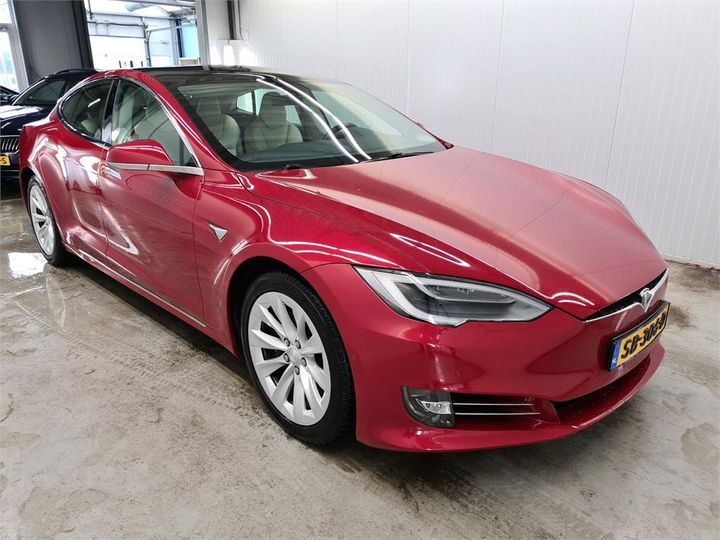 TESLA S 2018 5yjsa7e22jf237617