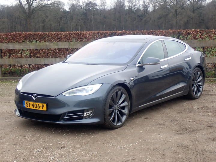 TESLA MODEL S HATCHBACK 2018 5yjsa7e22jf251372