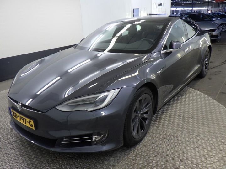 TESLA MODEL S 2018 5yjsa7e22jf284999