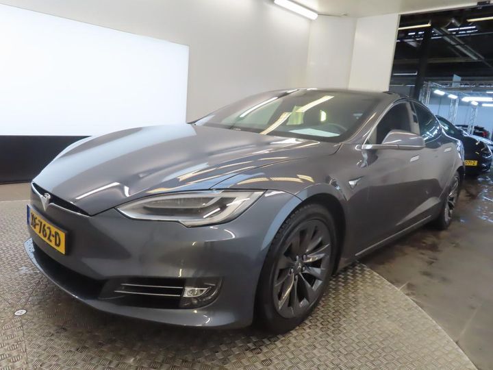 TESLA MODEL S 2018 5yjsa7e22jf285005