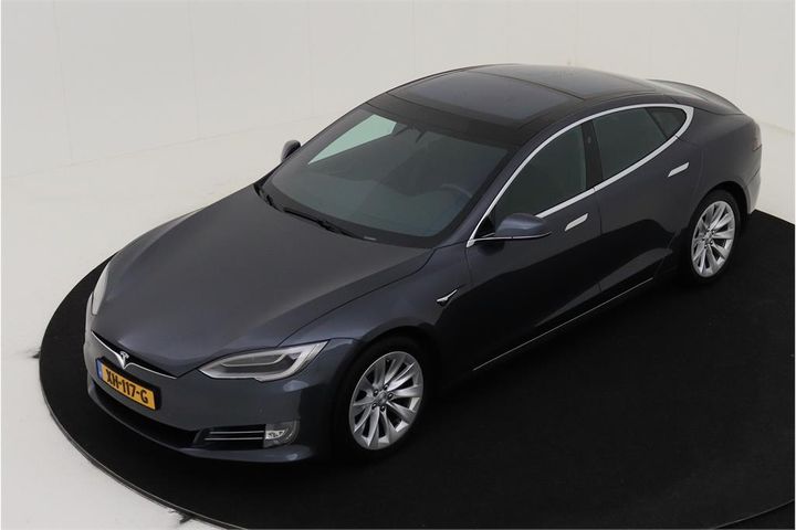 TESLA MODEL 2018 5yjsa7e22jf288440