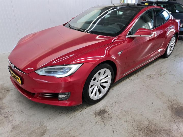 TESLA S 2018 5yjsa7e23jf237609