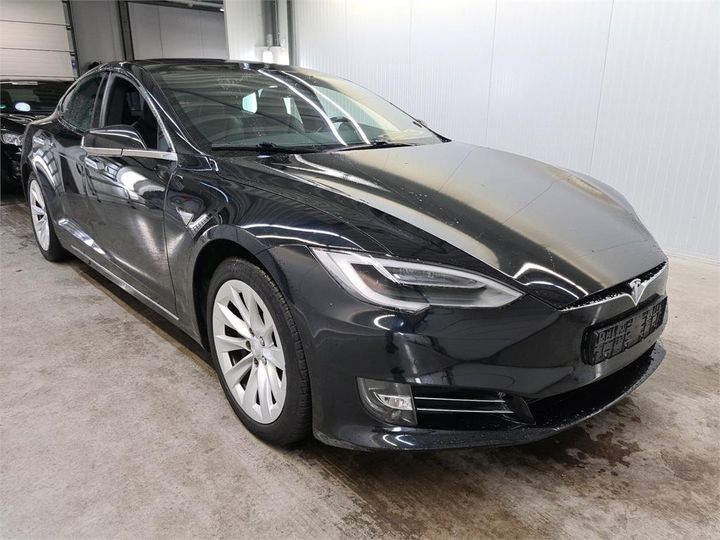 TESLA S 2018 5yjsa7e23jf239246