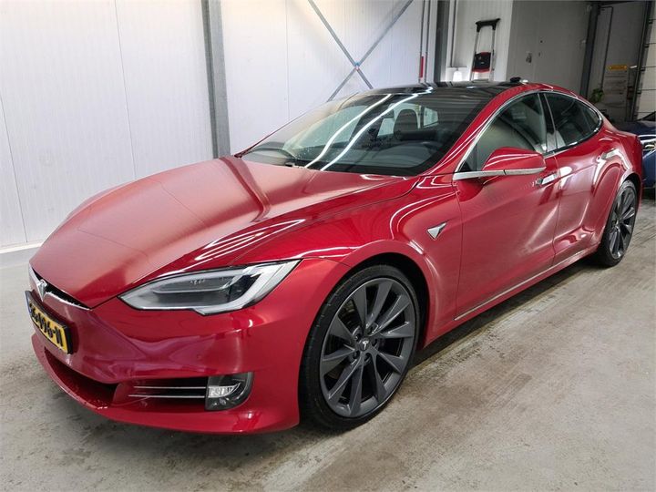 TESLA S 2018 5yjsa7e23jf240316