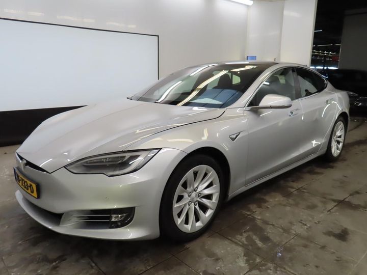 TESLA MODEL S 2018 5yjsa7e23jf285207