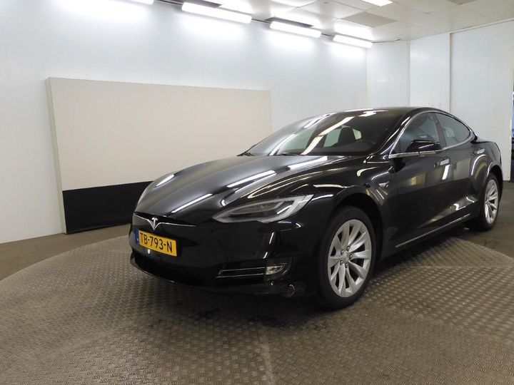 TESLA MODEL S 2018 5yjsa7e24jf252250