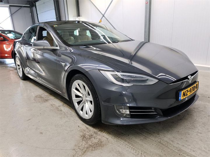 TESLA S 2017 5yjsa7e25hf188097