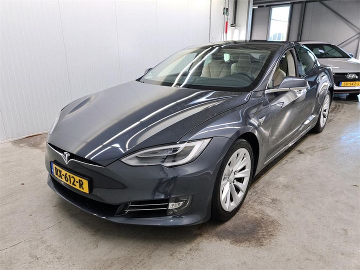 TESLA S 2018 5yjsa7e25jf235862