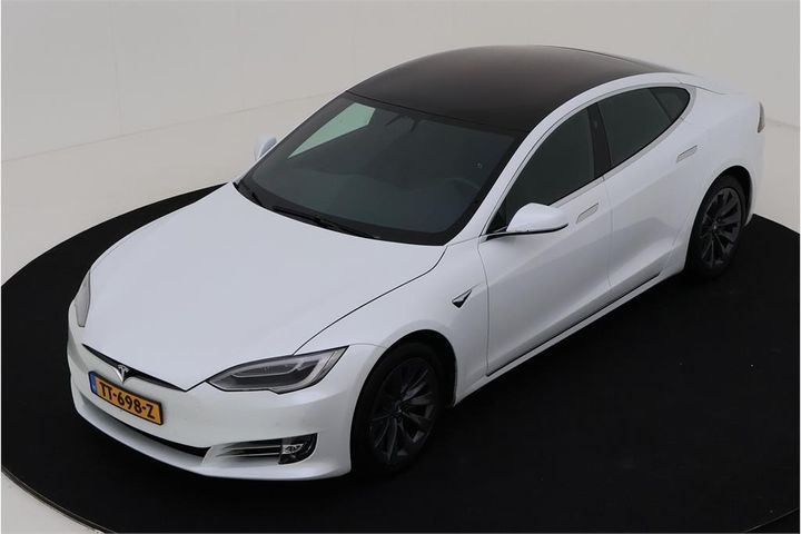 TESLA MODEL 2018 5yjsa7e25jf274869