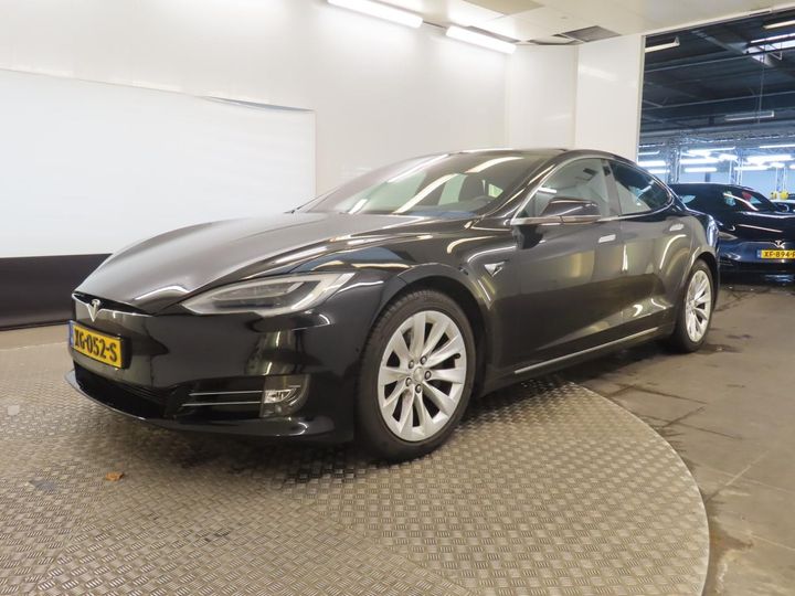 TESLA MODEL S 2018 5yjsa7e25jf288318