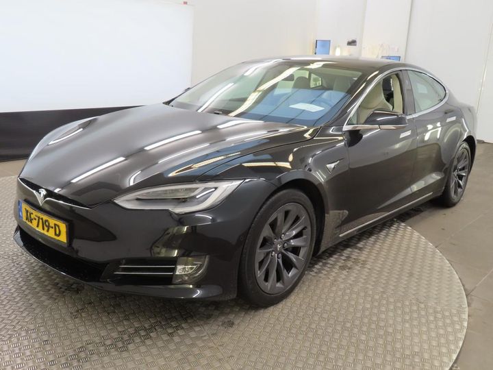 TESLA MODEL S 2018 5yjsa7e26jf285007