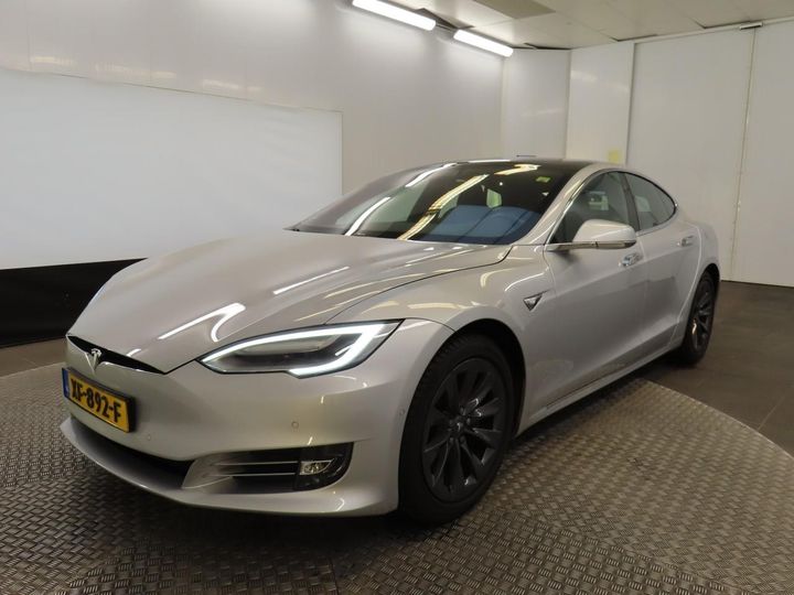 TESLA MODEL S 2018 5yjsa7e26jf285041