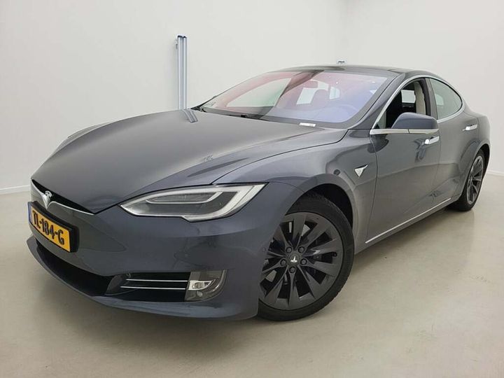 TESLA MODEL 2018 5yjsa7e27jf263047