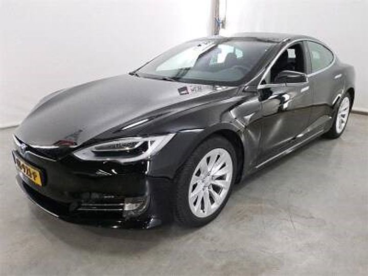 TESLA MODEL S 2018 5yjsa7e27jf272251