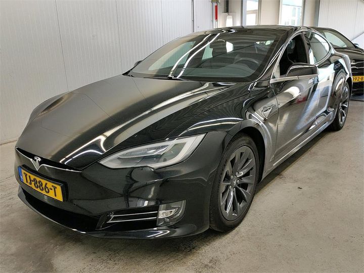 TESLA S 2018 5yjsa7e28jf265518