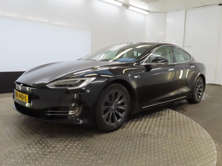 TESLA MODEL S 2018 5yjsa7e28jf284375