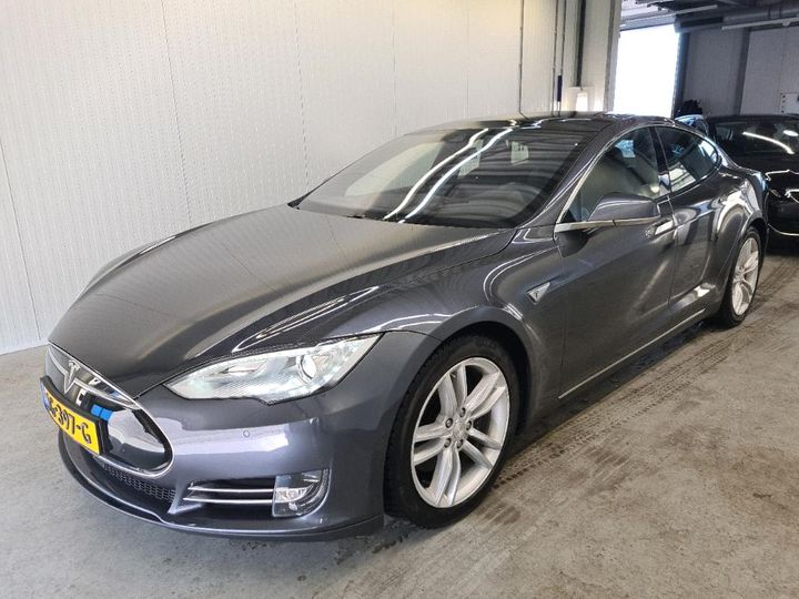 TESLA S 2016 5yjsa7e29gf121579