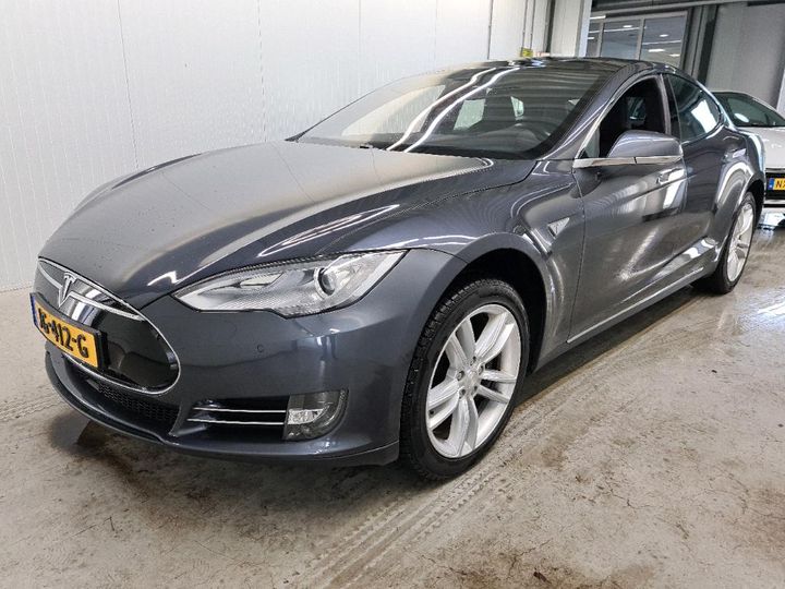 TESLA S 2016 5yjsa7e29gf123123