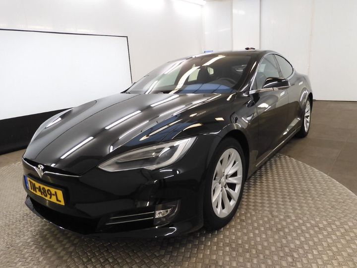 TESLA MODEL S 2018 5yjsa7e29jf252115