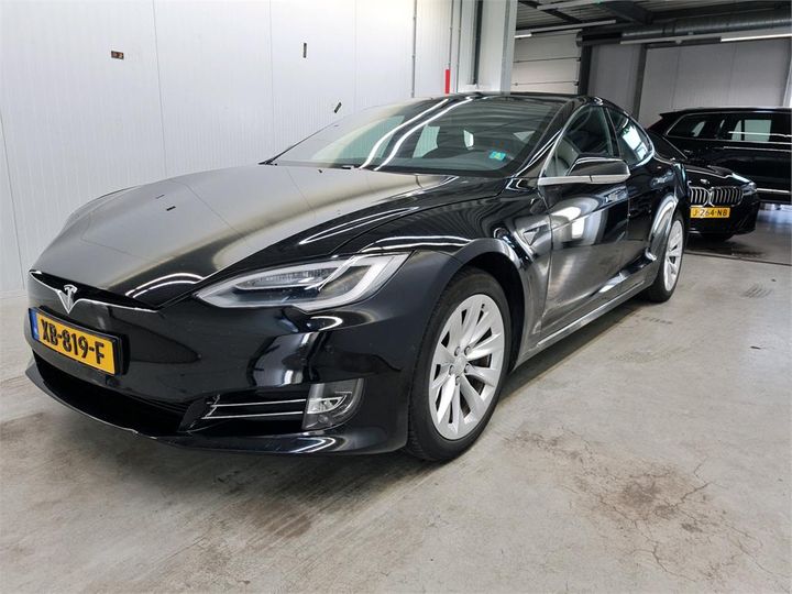 TESLA S 2018 5yjsa7e29jf268962