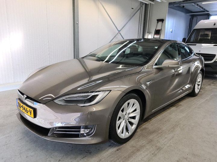 TESLA S 2017 5yjsa7e2xhf170145