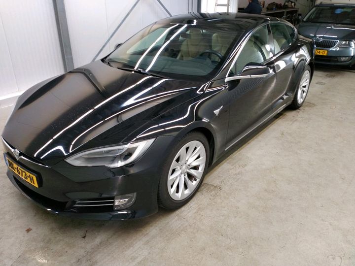 TESLA S 2017 5yjsa7e2xhf176530