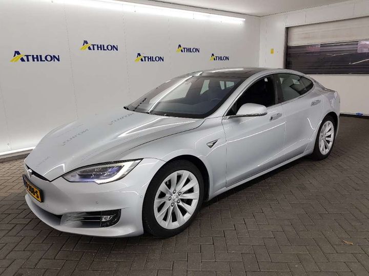 TESLA MODEL S 2018 5yjsa7e2xhf220123