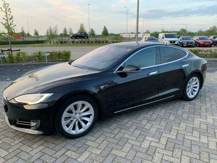 TESLA MODEL S 2018 5yjsa7e2xjf237610