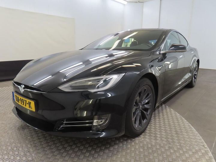 TESLA MODEL S 2018 5yjsa7e2xjf263124