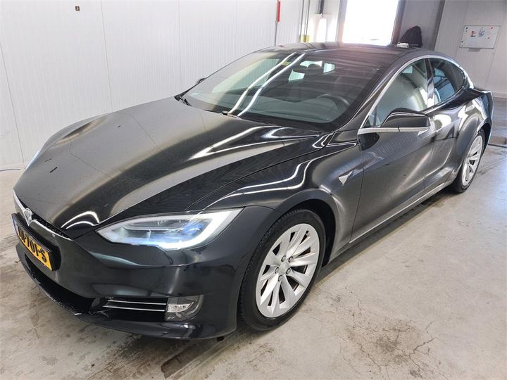 TESLA S 2018 5yjsa7e2xjf272258