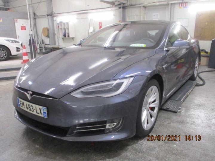 TESLA MODEL S 2017 5yjsa7e4xhf187805