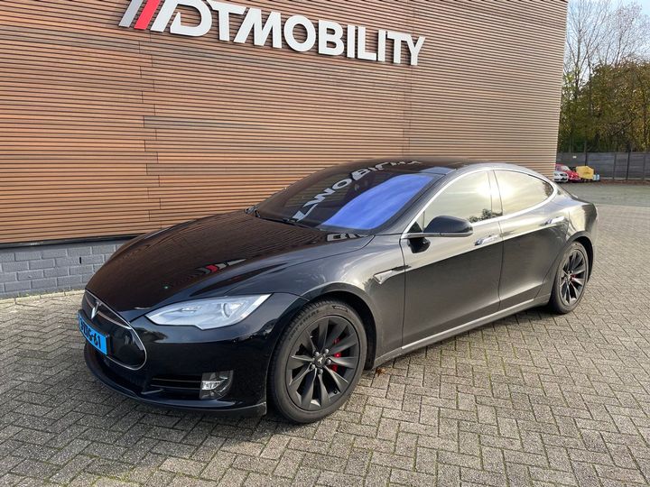 TESLA MODEL S 2015 5yjsa7h26ffp73943